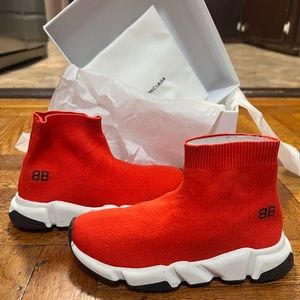 Kids BALENCIAGA speed sneakers. (Unisex)